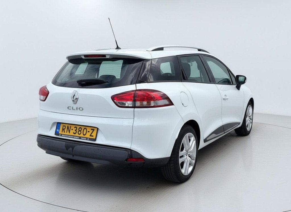 Renault Clio Estate 0.9 TCe Zen navi cruise airco, Voorwielaandrijving, 898 cc, Gebruikt, Euro 6