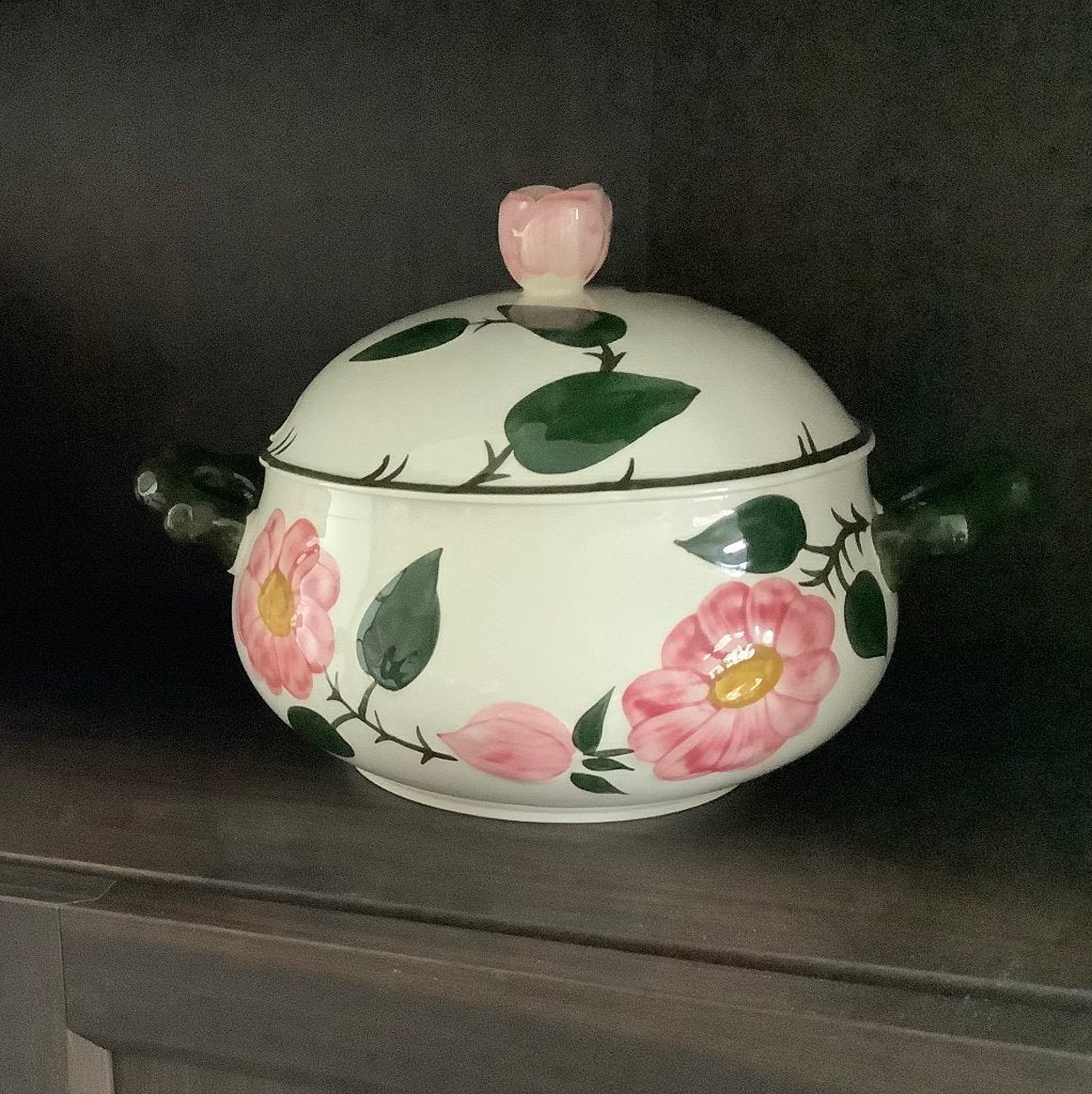 Villeroy & Boch dekschaal, terrine, serie Wild Rose, Huis en Inrichting, Ophalen of Verzenden, Overige stijlen, Porselein, Schaal of Schalen