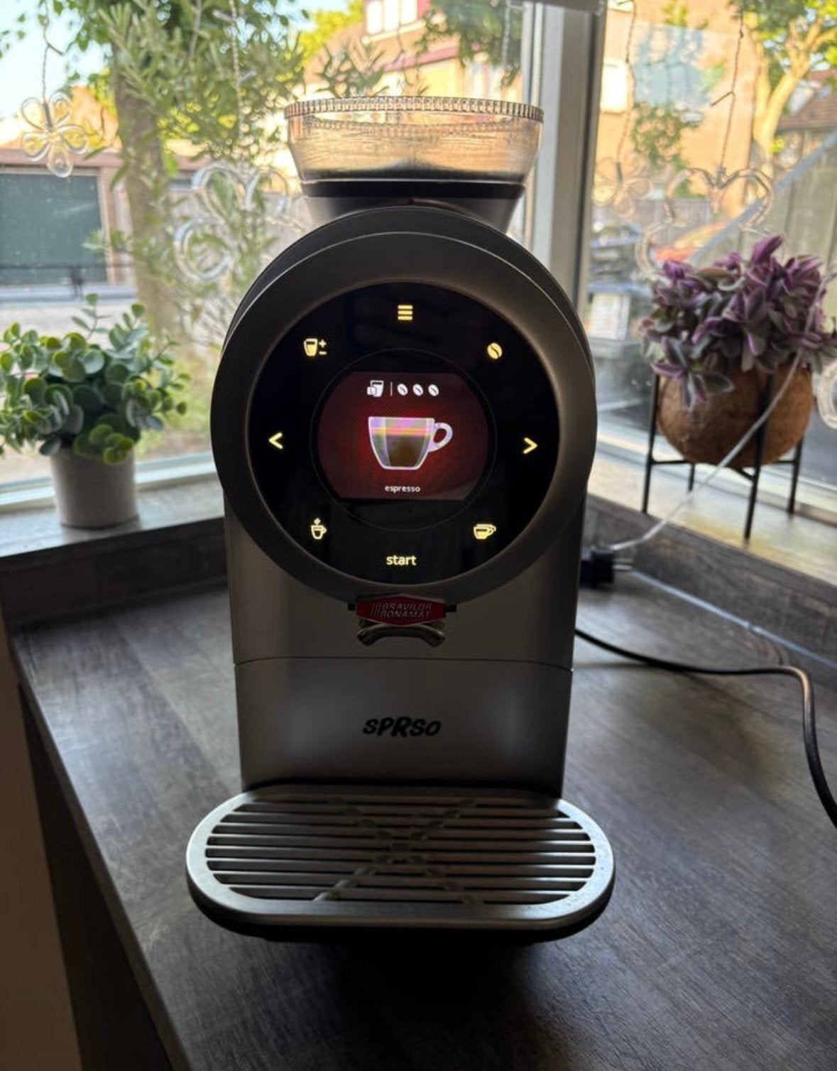 Bravilor espresso machine, 10 kopjes of meer, Ophalen, Gebruikt, Espresso apparaat