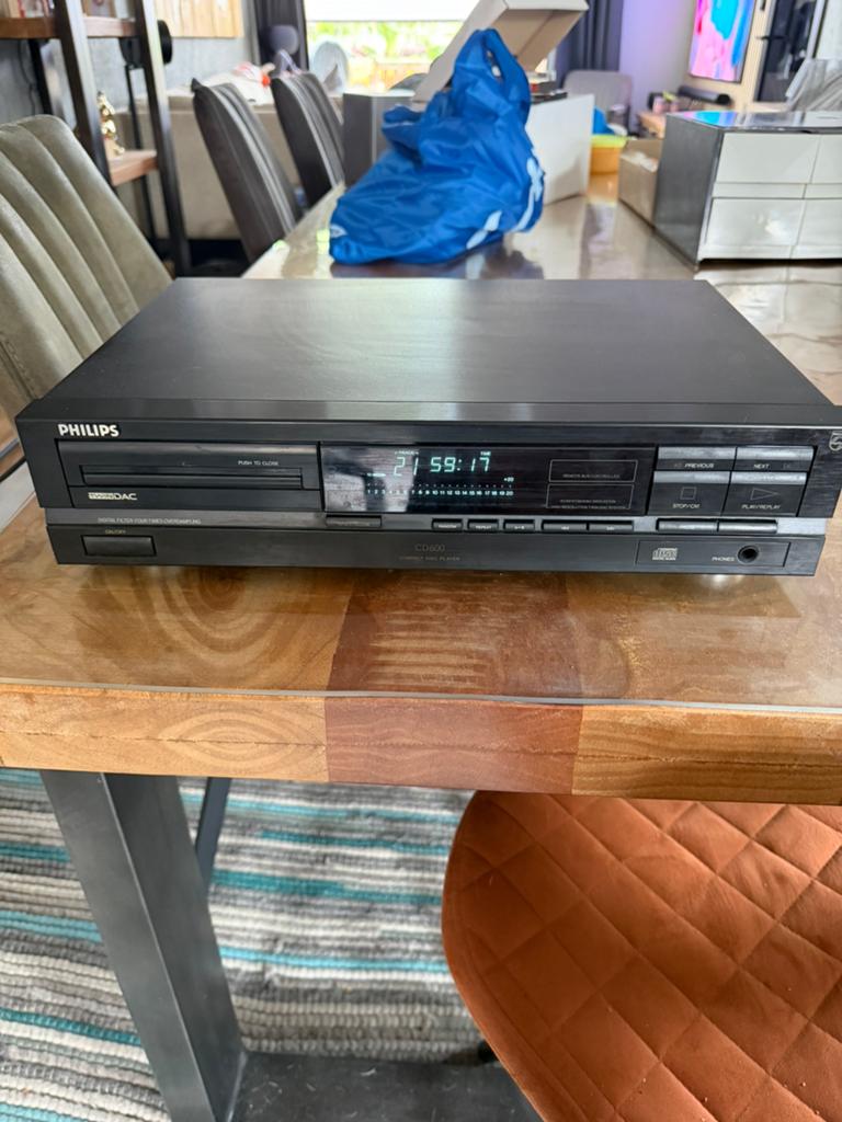 Philips cd speler CD600 vintage, Audio, Tv en Foto, Cd-spelers, Ophalen of Verzenden, Zo goed als nieuw, Philips