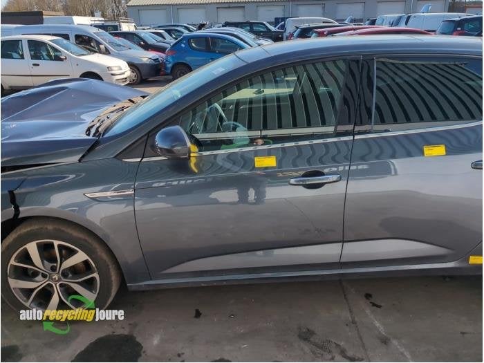 Portier 4Deurs links-voor van een Renault Megane (TEKPN), Gebruikt, -, -, -