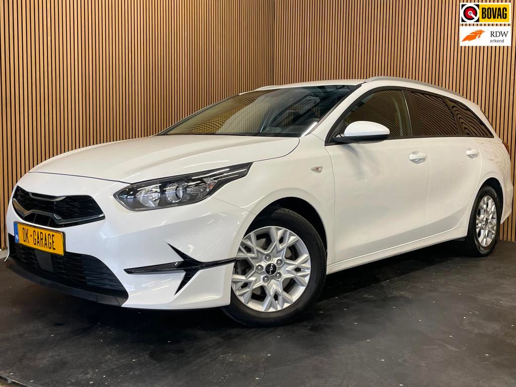 Kia Ceed Sportswagon 1.0 T-GDi DynamicLine|APPLE CARPLAY, AN, Auto's, Voorwielaandrijving, Gebruikt, Zwart, Wit
