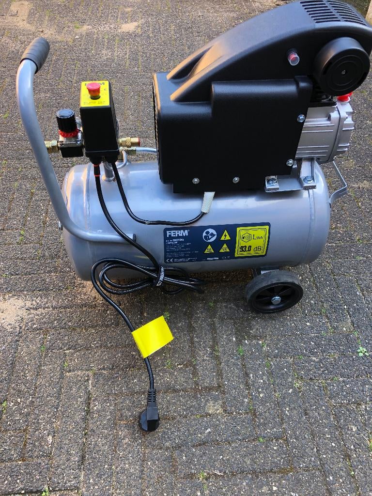 Compressor, Doe-het-zelf en Verbouw, Minder dan 25 liter, Ophalen of Verzenden, Nieuw, Minder dan 200 liter/min