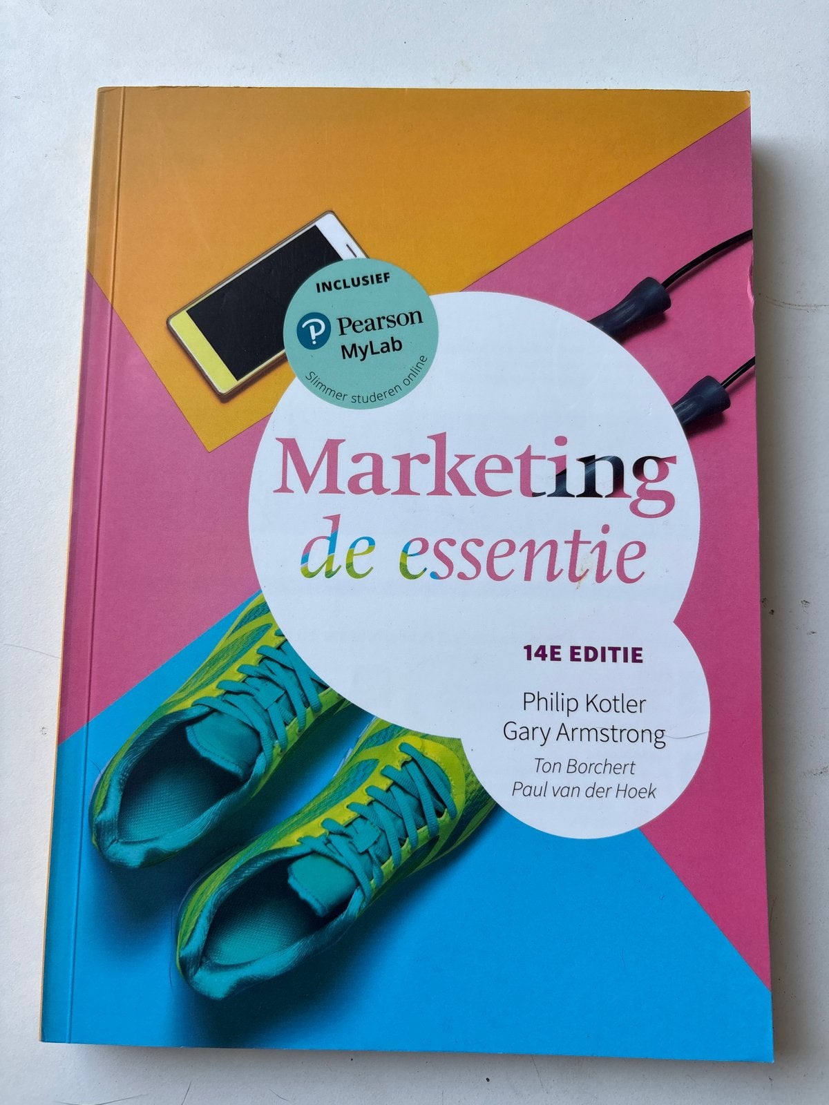 Marketing de essentie - 14e editie (incl. Pearson MyLab), Ophalen of Verzenden, Zo goed als nieuw, Economie en Marketing