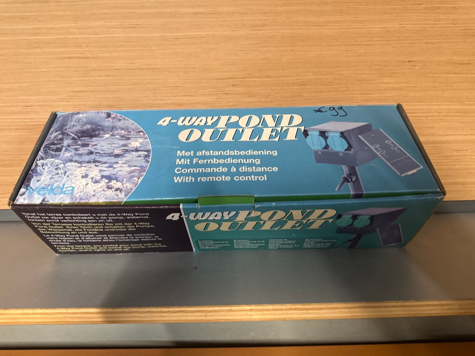 Velda 4-Way Pond Outlet met afstandsbediening, Ophalen of Verzenden, Zo goed als nieuw, Overige typen