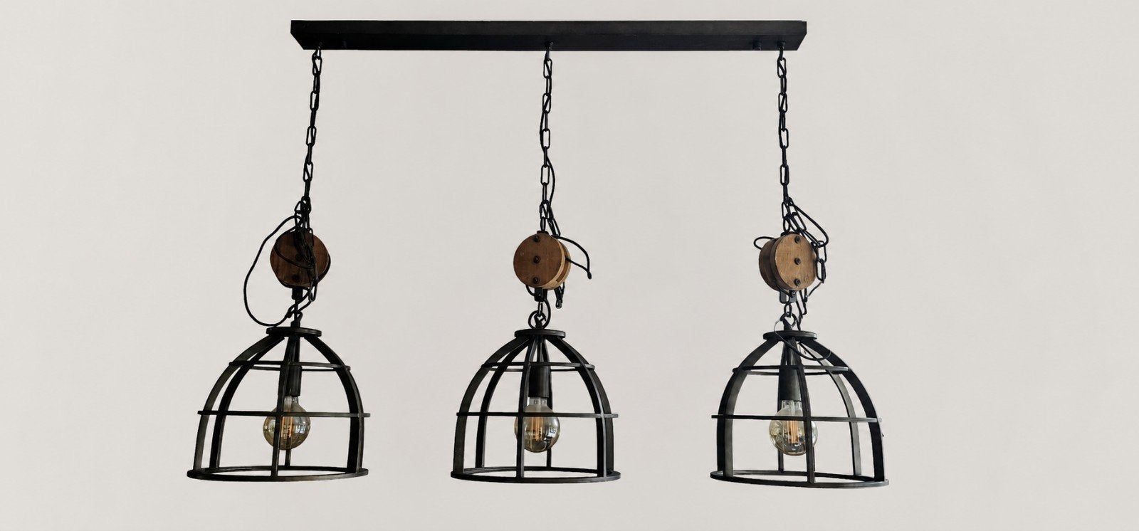 Industriële hanglamp met 3 kooilampen en katrollen, Gebruikt, Industrieel, Vintage, Landelijk, Hout, E27 (groot)