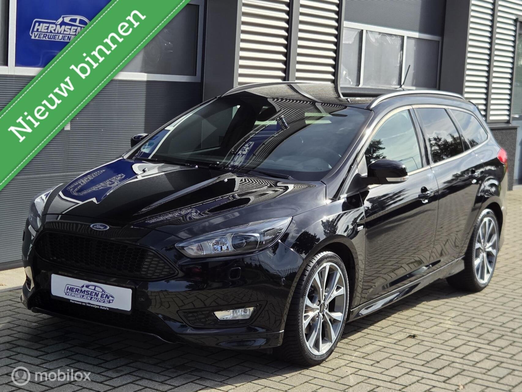 Ford Focus 1.5 EcoBoost ST-Line 182pk eerste eigenaar!, Auto's, Dealer onderhouden, Stof, Zwart, 4 cilinders