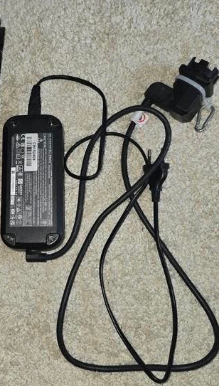 Shimano acculader lader oplader met adapter, Ophalen of Verzenden, Zo goed als nieuw