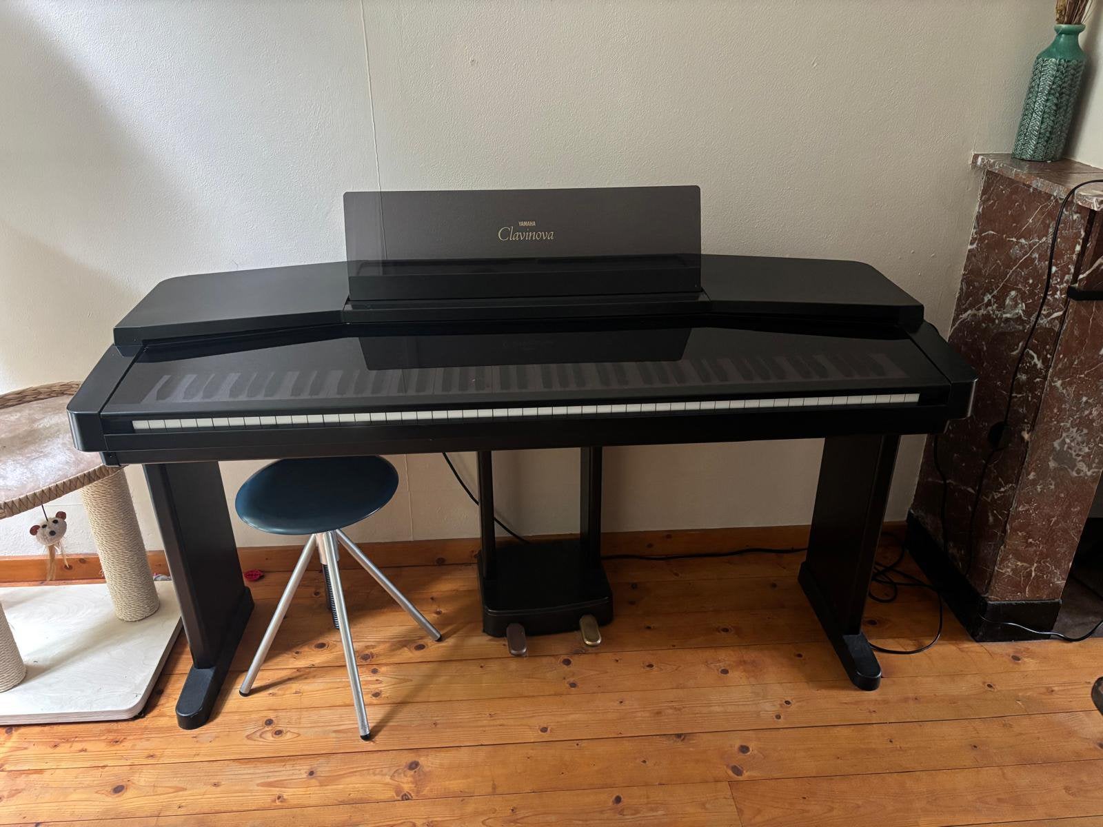 Yamaha Clavinova cvp-50 digitale piano met krukje, Muziek en Instrumenten, Piano's, Gebruikt, Zwart, Ophalen of Verzenden