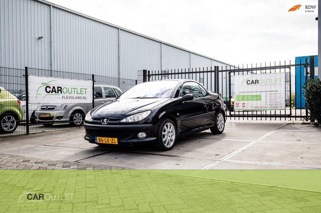 Peugeot 206 CC 1.6-16V Premium Leder Trekhaak Apk, Auto's, Peugeot, Voorwielaandrijving, Gebruikt, 4 cilinders, Cabriolet