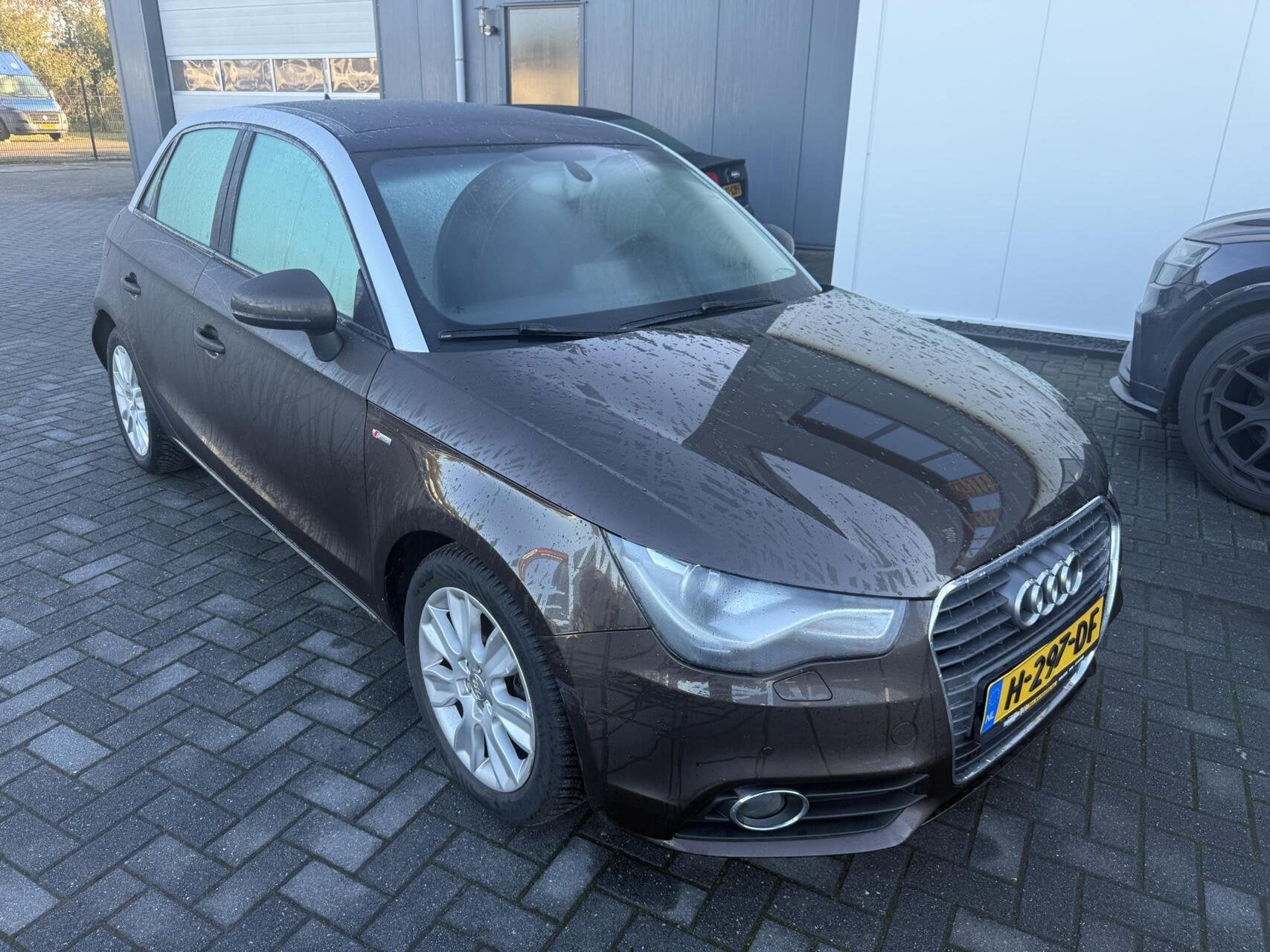 Audi A1 Sportback 1.4 TFSI Pro Line S LEER,PANODAK HANDEL/EX, Auto's, Zwart, 4 cilinders, Bruin, 4 stoelen