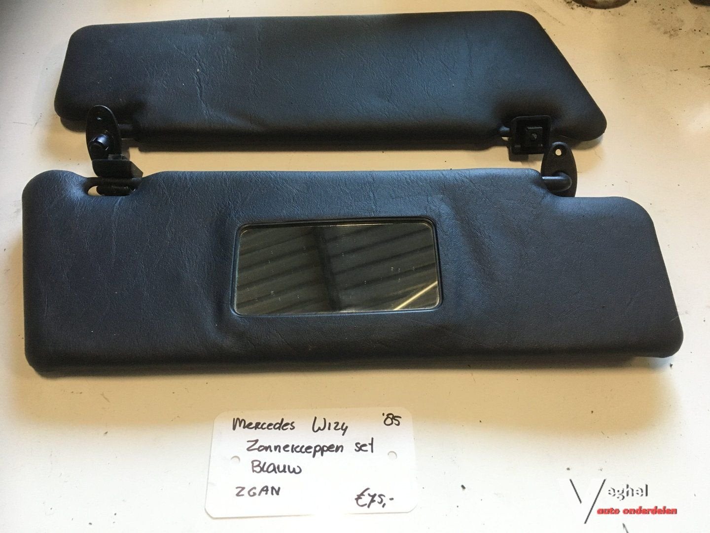 Mercedes w124 zonnekleppen set Blauw  zgan