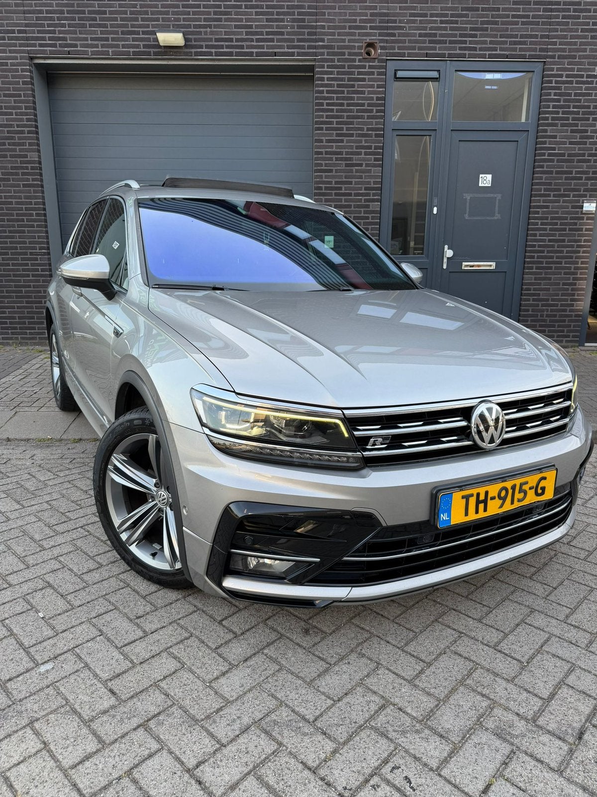 Volkswagen Tiguan 1.4 TSI 150pk 4Motion DSG 2018 Grijs, Auto's, Volkswagen, Automaat, 4 cilinders, 2000 kg, 1395 cc
