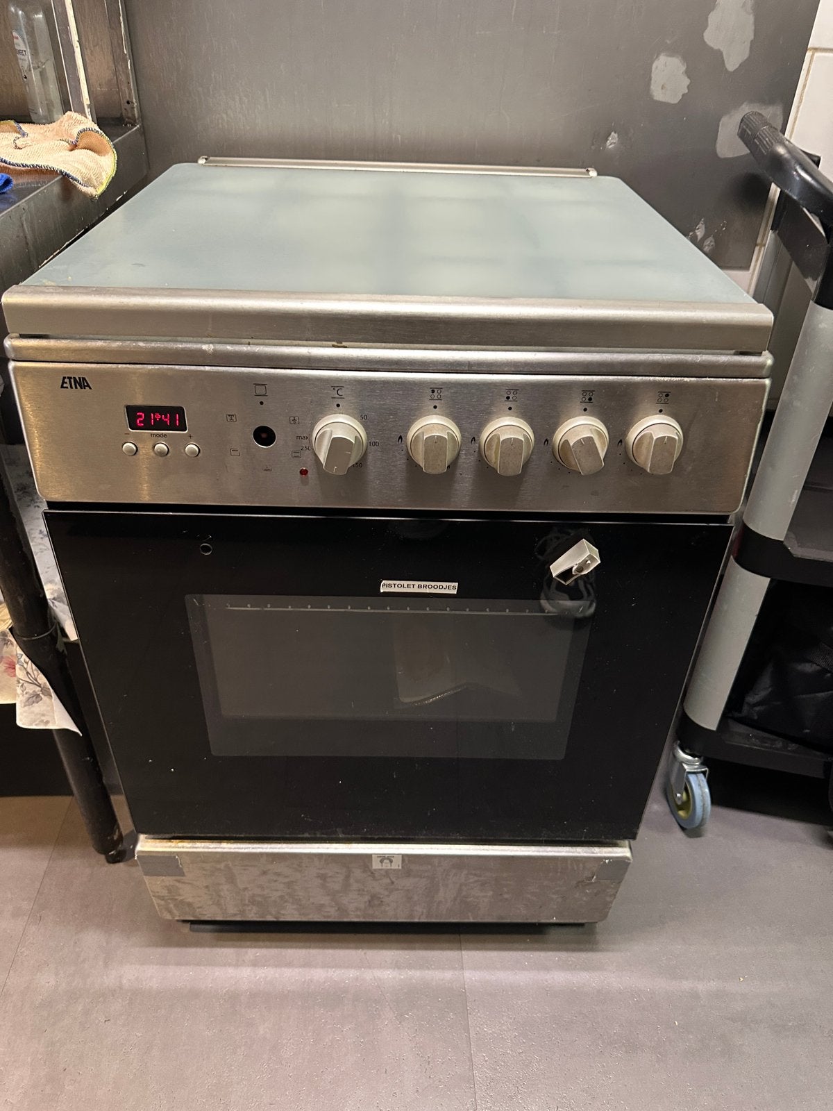 Etna gasfornuis met oven - 4 pitten, Witgoed en Apparatuur, Fornuizen, Ophalen, Hete lucht, 60 cm of meer, 4 kookzones