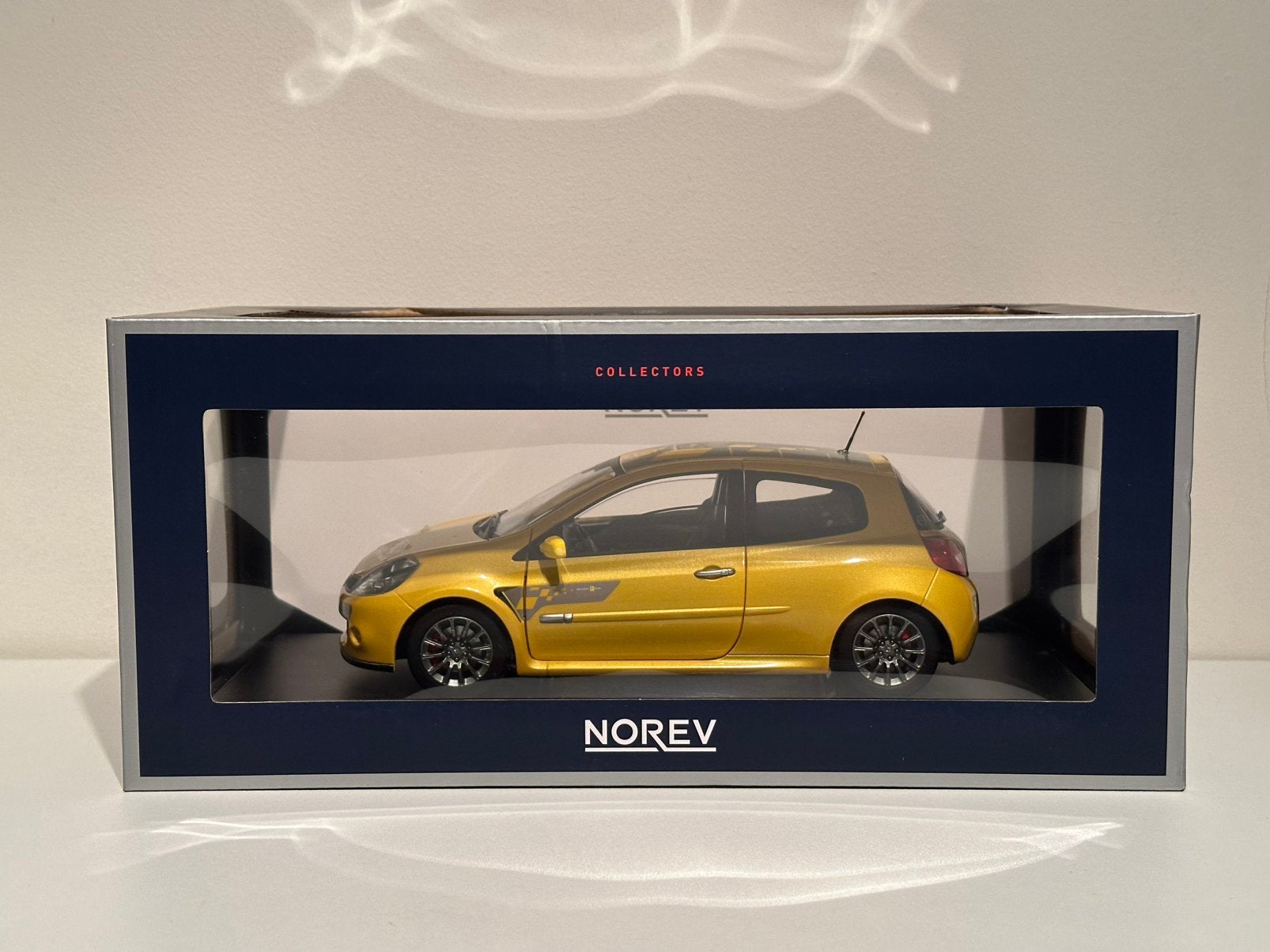 Renault Clio R.S. | Norev | schaal 1:18 | Nieuw in doos!, Ophalen of Verzenden, Zo goed als nieuw, Norev