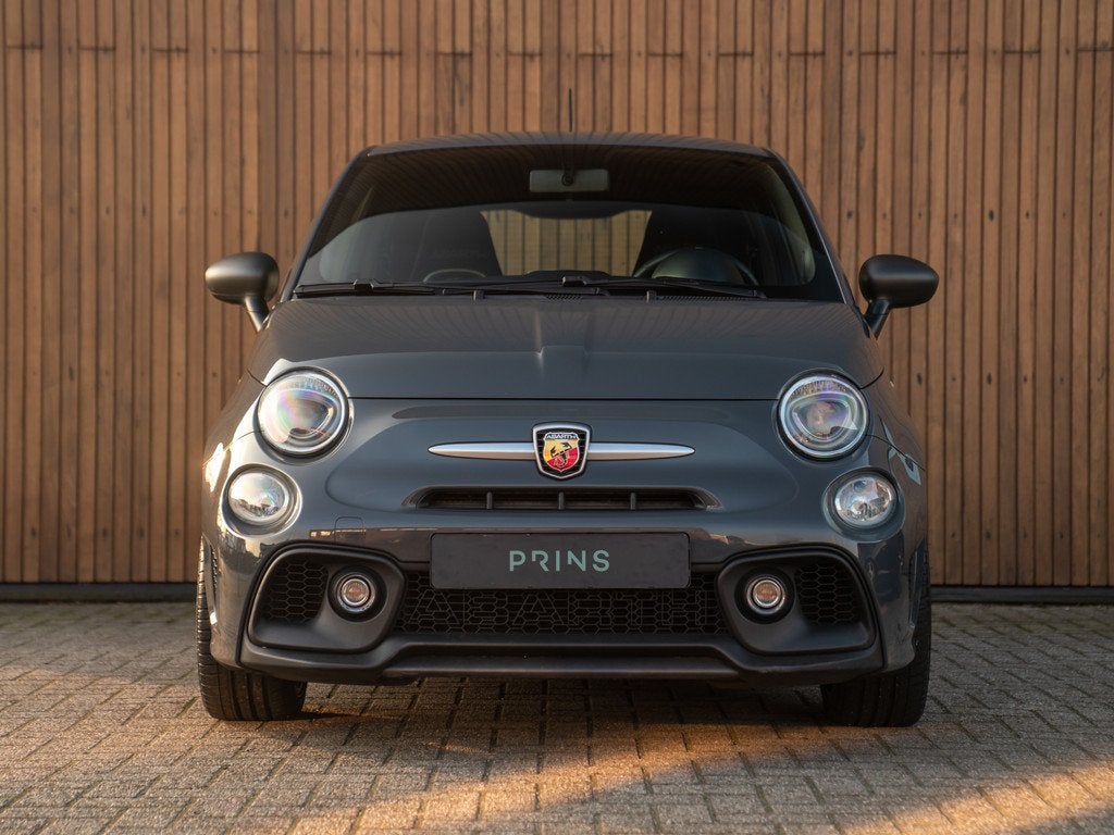 Fiat 500 Abarth 595 70th Anniversary (bj 2019), Voorwielaandrijving, 145 pk, Stof, Gebruikt