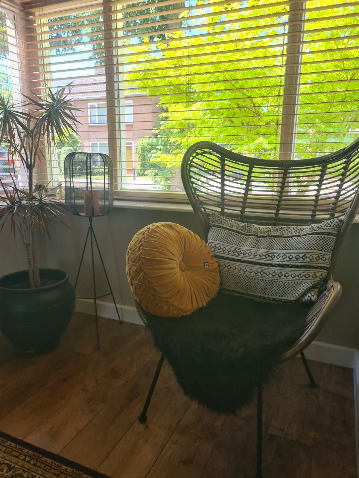 Rotan vlinderstoel / fauteuil - Zo goed als nieuw, Ophalen, Bruin, Zo goed als nieuw, Metaal
