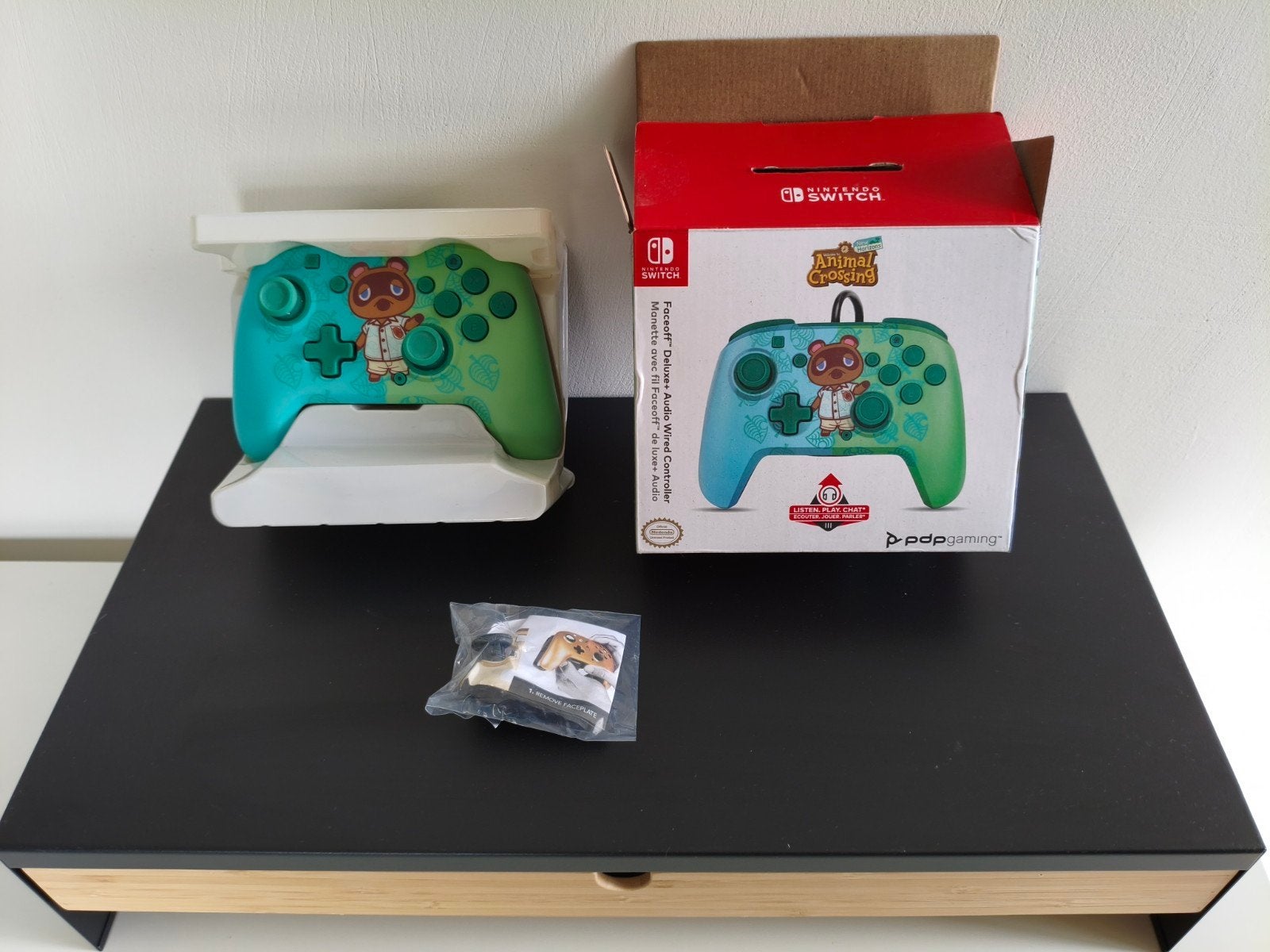 PDP Gaming Nintendo Switch Controller Animal Crossing, Ophalen of Verzenden, Zo goed als nieuw, Met 1 controller, Switch Original