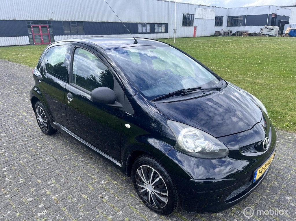 Toyota Aygo 1.0-12V / Airco / NAP / APK / 5drs /, Auto's, Toyota, Voorwielaandrijving, Stof, Gebruikt, 4 stoelen