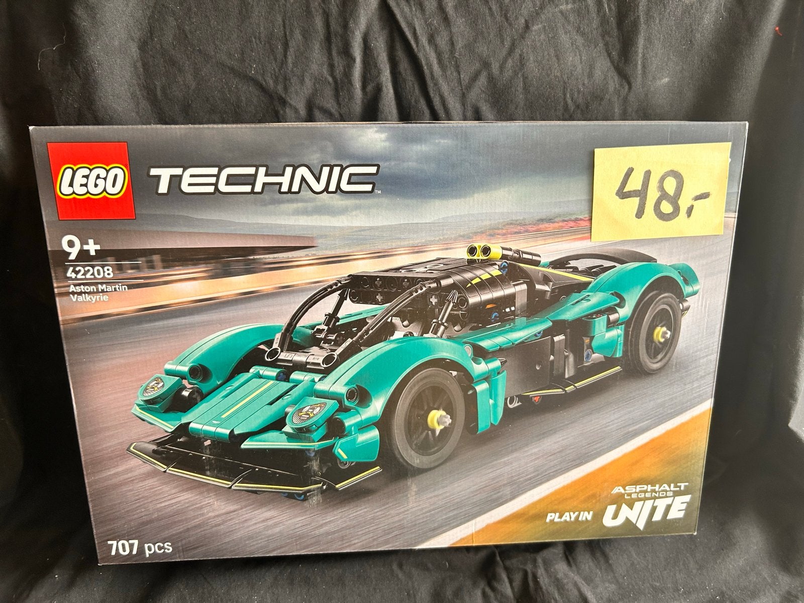 Nieuw LEGO Technic 42208 Aston Martin Valkyrie, Lego, Nieuw, Ophalen of Verzenden, Technic
