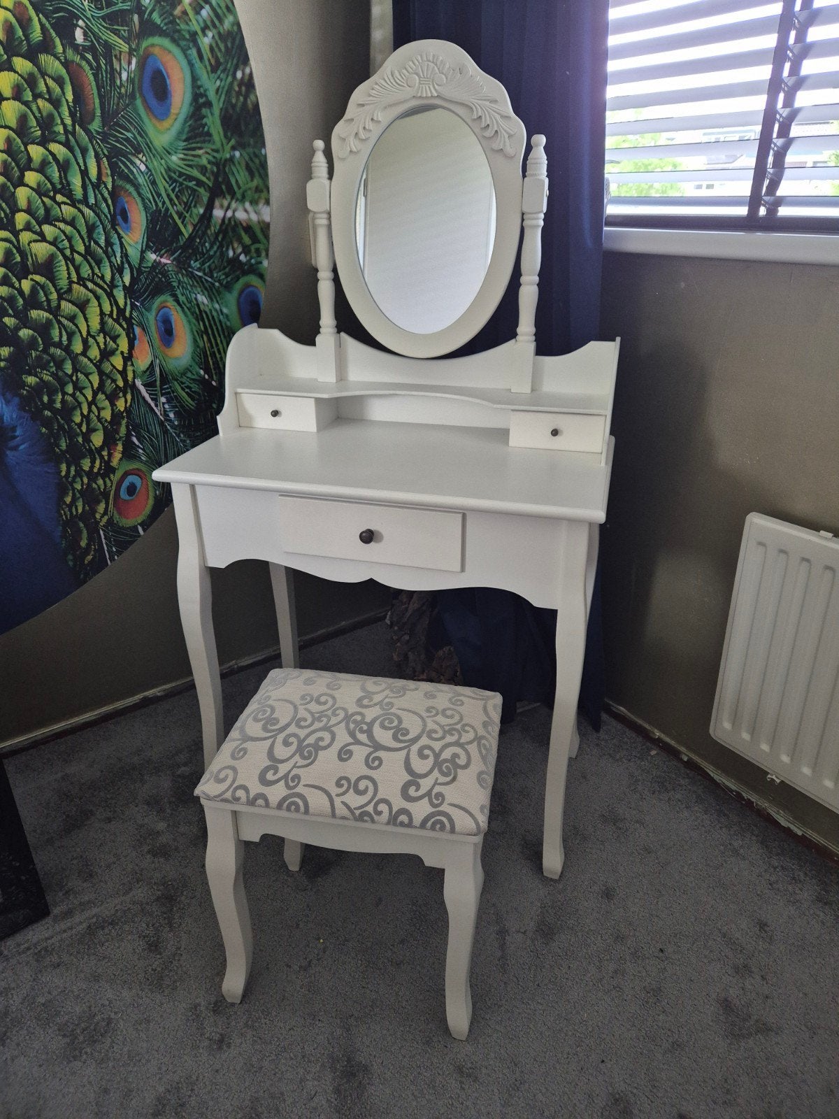 Witte kaptafel met kantelbare spiegel en krukje, Huis en Inrichting, Tafels | Kaptafels, Ophalen, Zo goed als nieuw, Hout