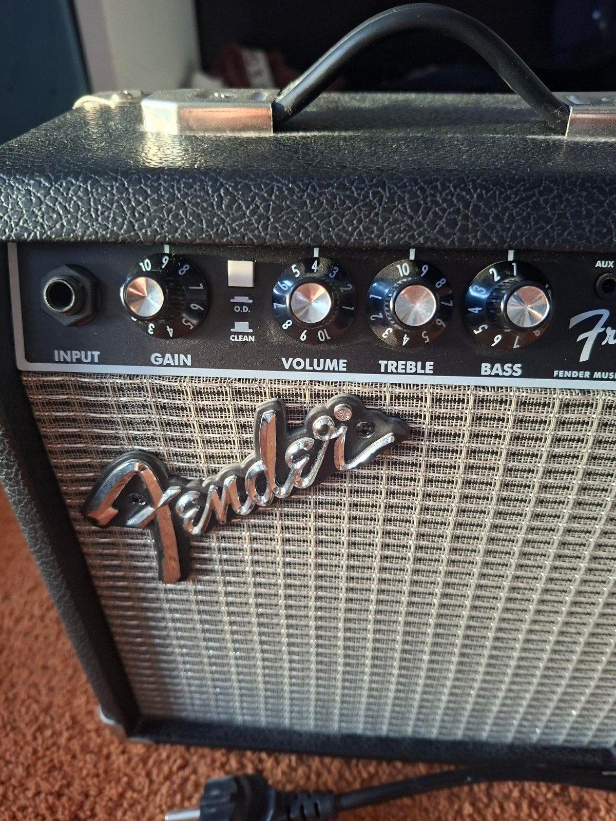 Fender Frontman 10G Gitaarversterker, Ophalen of Verzenden, Zo goed als nieuw, Gitaar, Minder dan 50 watt