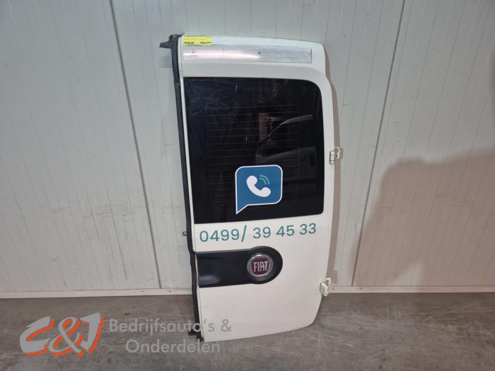 Achterdeur Bus-Bestelauto van een Fiat Doblo, Gebruikt, -, Deur, -
