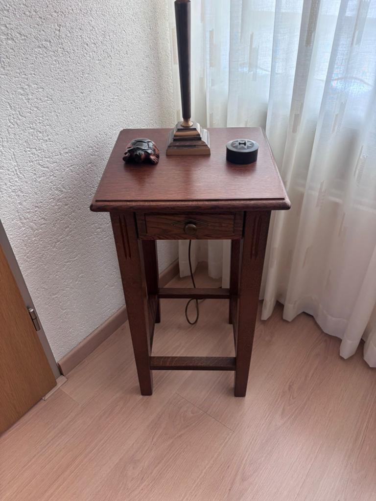 Houten bijzettafel met lade - 35x35x65 cm, Ophalen, Minder dan 55 cm, Gebruikt, Vierkant