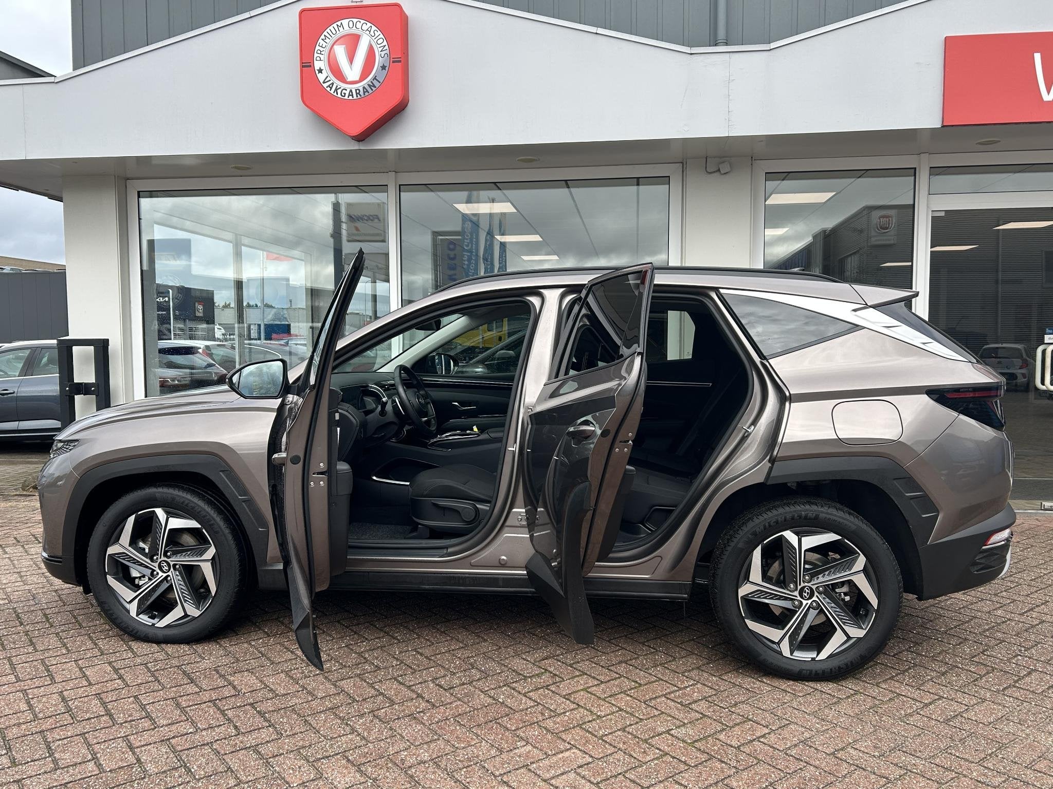 Hyundai Tucson 1.6 T-GDI PHEV Comfort Smart 4WD Nederlands a, Auto's, Automaat, 1350 kg, Gebruikt, Euro 6