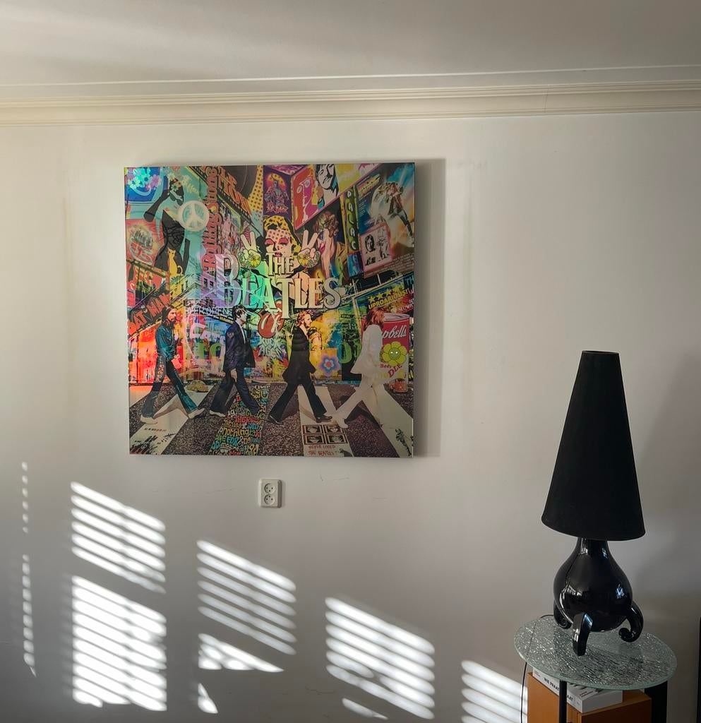 van Apple - Uproarious Road - The Beatles - 1/10 - 105x105cm, Ophalen of Verzenden