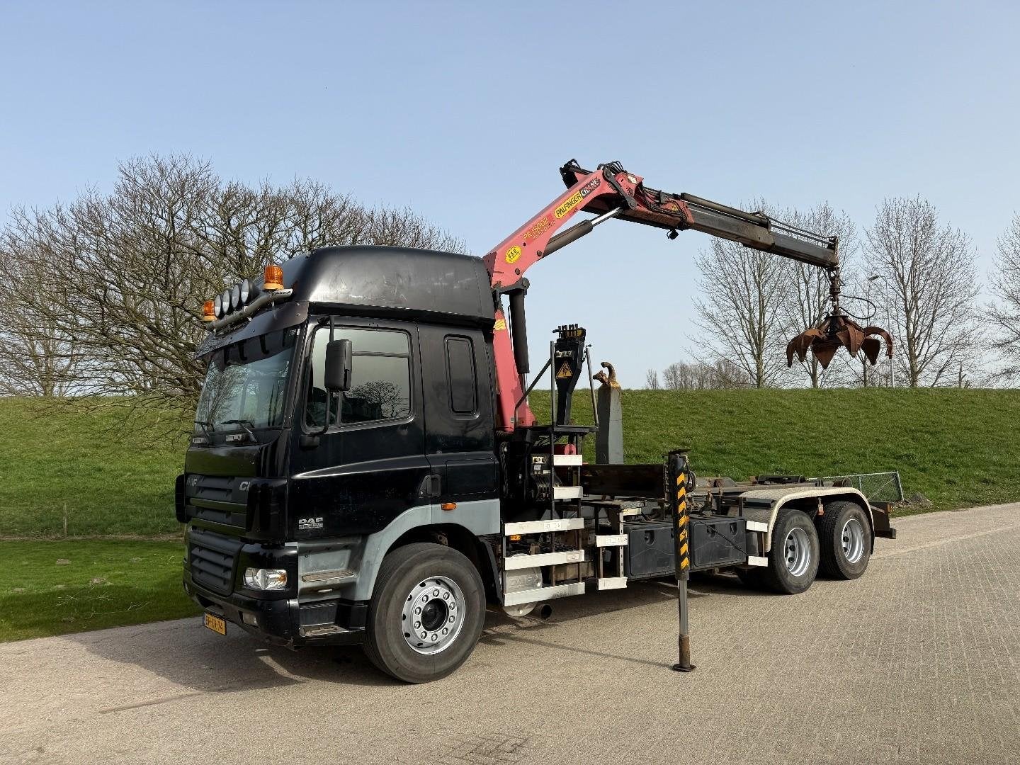 DAF CF 85 430 Handgeschakeld Haakarm Palfinger 15002 6x2 VH1, Auto's, Overige kleuren, 428 pk, Origineel Nederlands, Bedrijf
