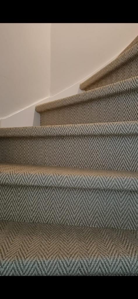 Sisal trap met visgraat patroon., Gebruikt, Grijs, 200 cm of meer, Natuurlijk, Modern, Klassiek
