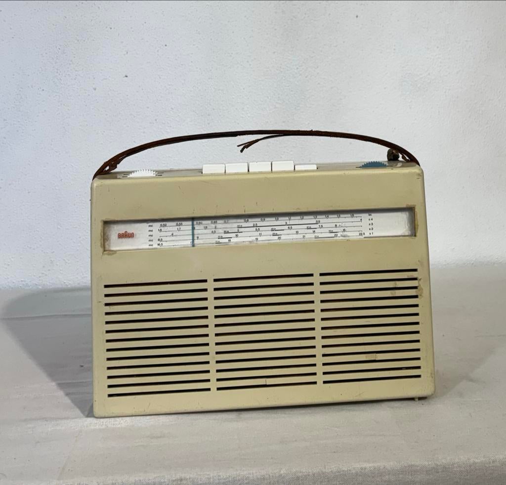 Braun transistor radio ongetest, Ophalen of Verzenden, Niet werkend, Transistorradio