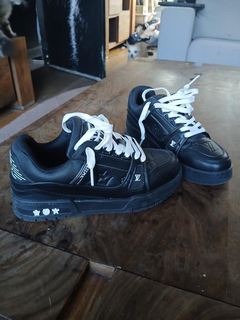 Louis Vuitton Heren Sneakers - Zwart, Kleding | Heren, Schoenen, Zwart, Ophalen of Verzenden, Sneakers of Gympen, Louis Vuitton