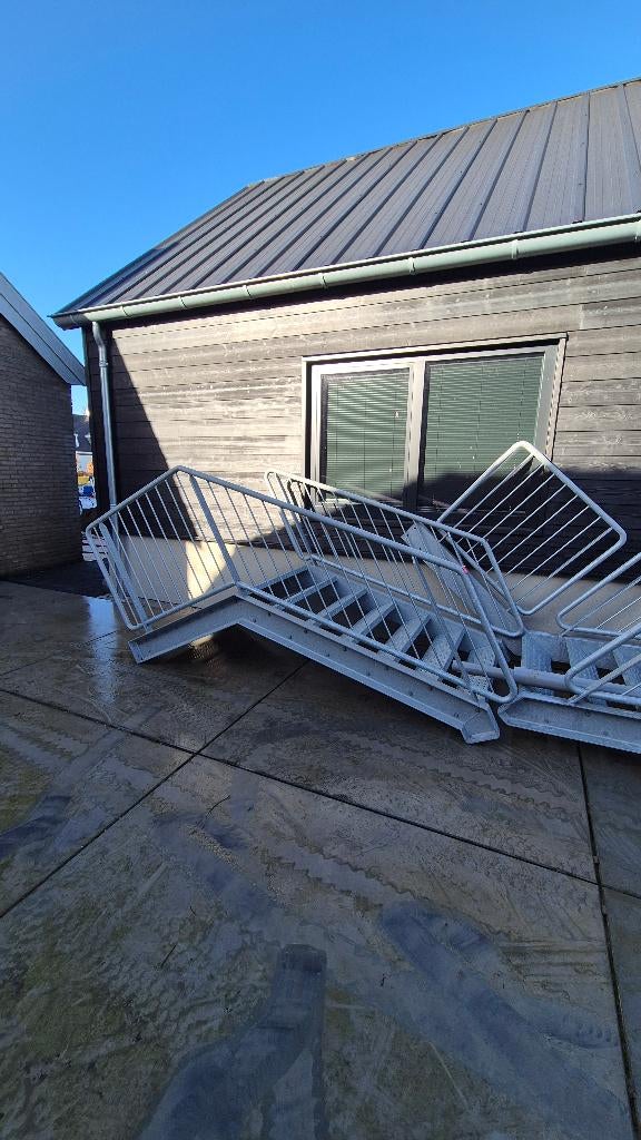 Gegalvaniseerd industrie trap Entresolvloertrap 3,17 M hoog, Ophalen, Zo goed als nieuw, Trap, 2 tot 4 meter