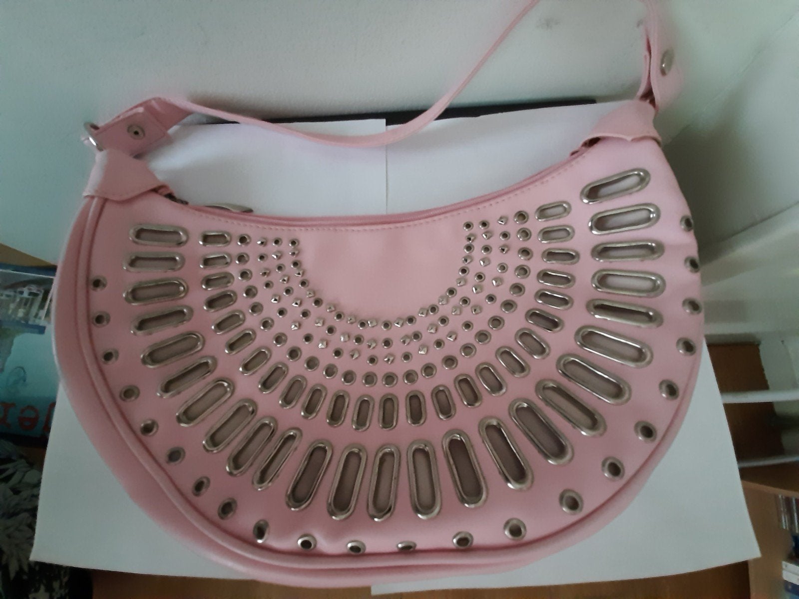 Roze handtas met zilverkleurige details, Sieraden, Tassen en Uiterlijk, Ophalen, Zo goed als nieuw, Roze, Handtas