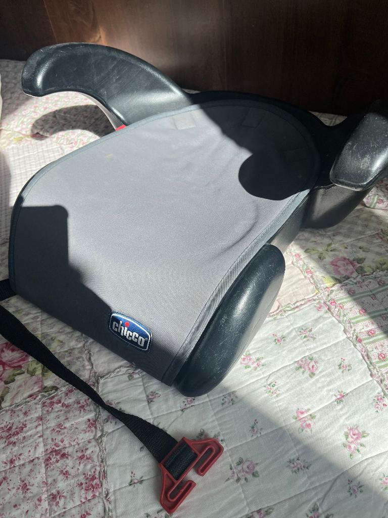Kinderzitje auto verhoging Chicco, Ophalen, 15 t/m 36 kg, Overige merken, Autogordel