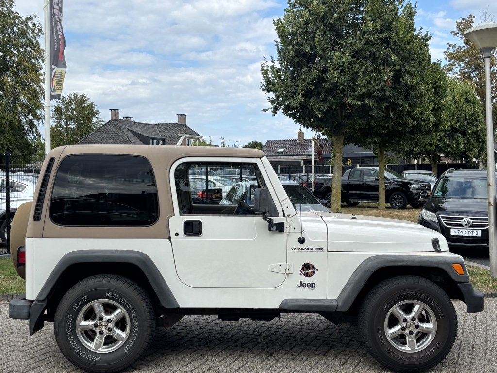 Jeep Wrangler 2.5i Softtop Sahara Cabrio 1999 Benzine 4X4, foto 4