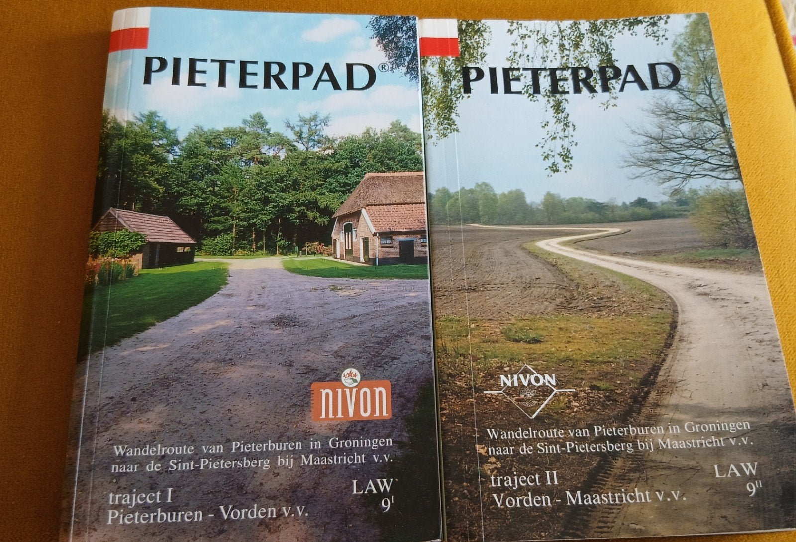 Pieterpad Wandelgids-Traject I & II (Nivon), Boeken, Ophalen of Verzenden, Gelezen, Benelux, Fiets- of Wandelgids
