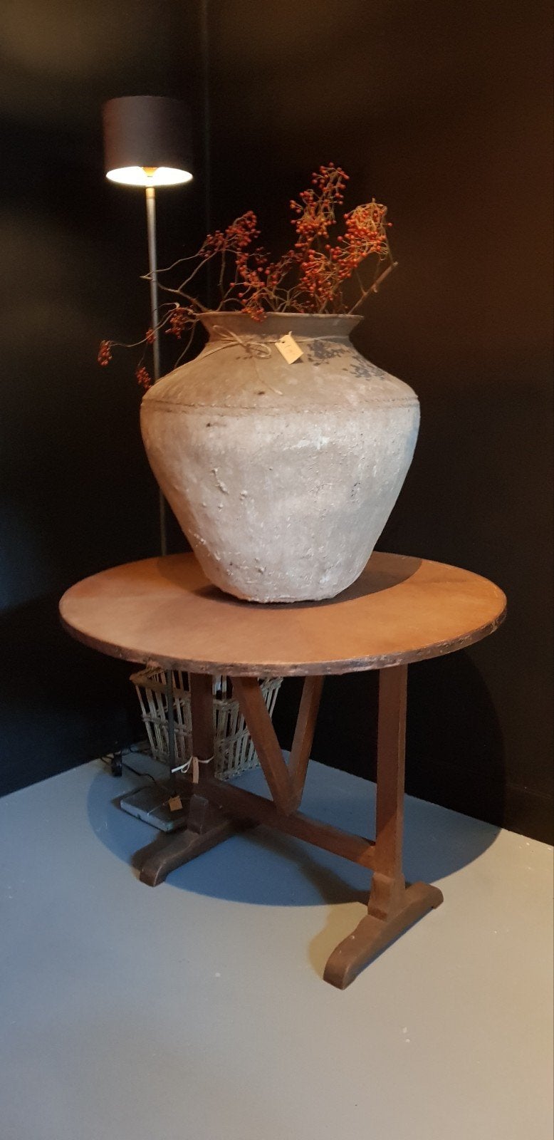 Antieke Franse wijntafel €295,=, Ophalen