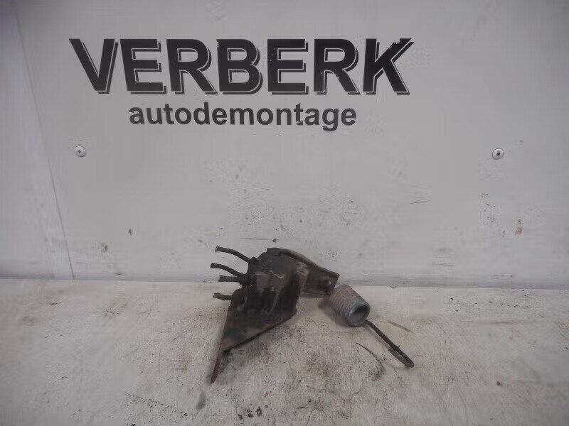 REMDRUKVERDELER Opel Astra G Caravan (F35) (01-1998/07-2009), Auto-onderdelen, Bahnhofsplatz 65423 Rüsselsheim am Main, DE, Gebruikt