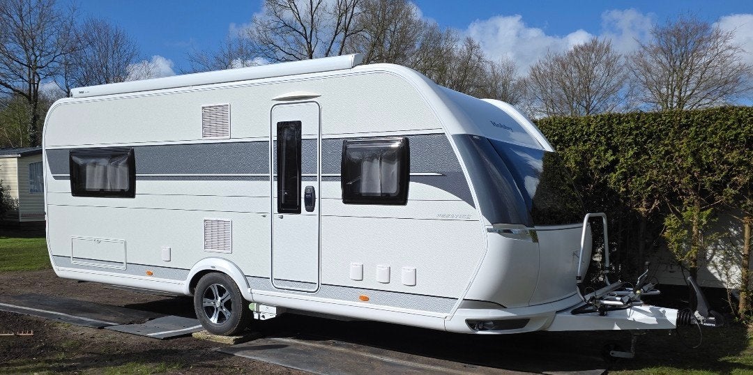 Hobby 560-fc prestige 2021 mover, airco, luifel, voortent., Rondzit, Hobby, Airco, Frans bed