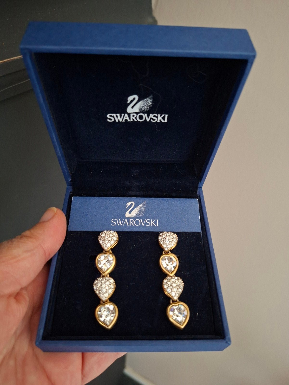 Swarovski Oorbellen Goudkleurig met Kristallen Harten, Met kristal, Overige materialen, Hangers, Ophalen of Verzenden