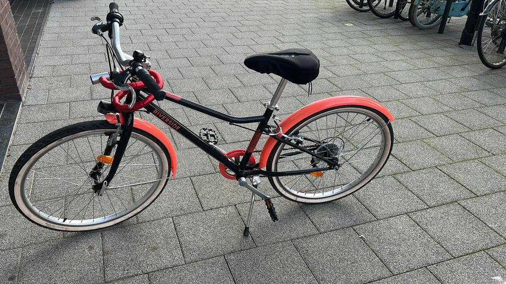 Kinderfiets Decathlon Riverside 100 (8-12 jaar), Ophalen of Verzenden, Zo goed als nieuw, Velgrem, 20 inch of meer