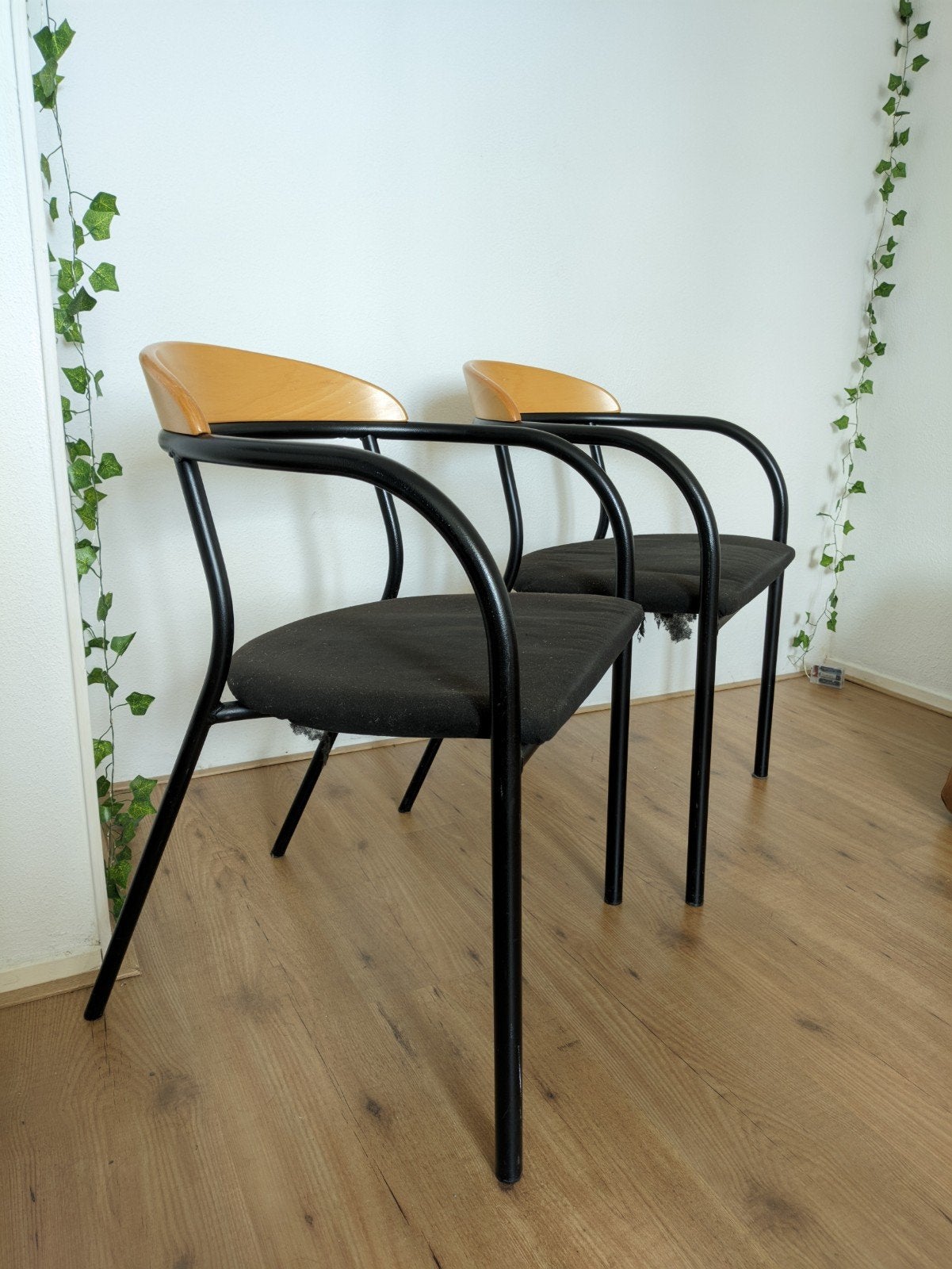 2 Designer chairs - steel and wood, Ophalen, Twee, Zwart, Zo goed als nieuw