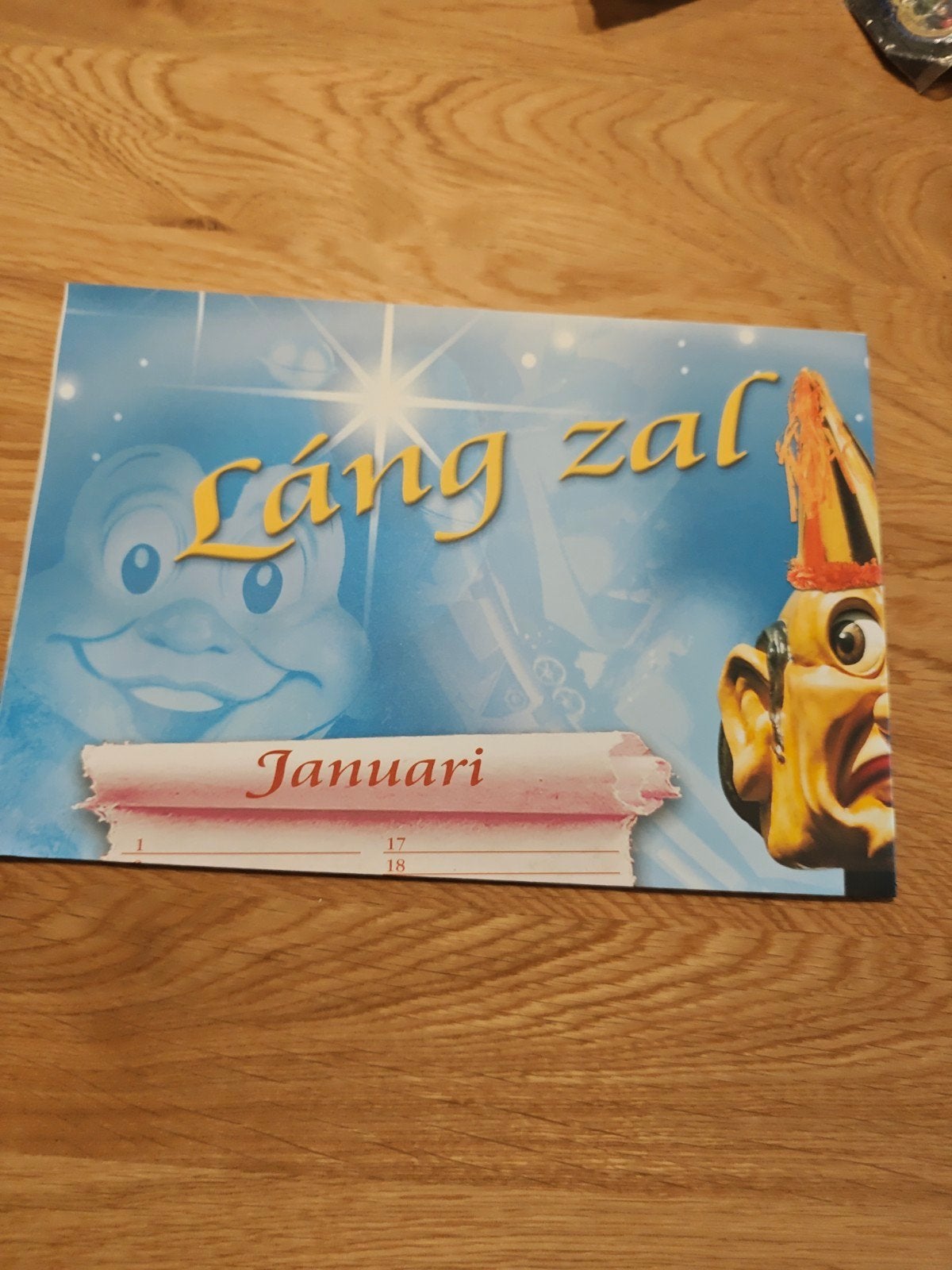 Kalender Langnek Efteling, Ophalen, Jaarkalender