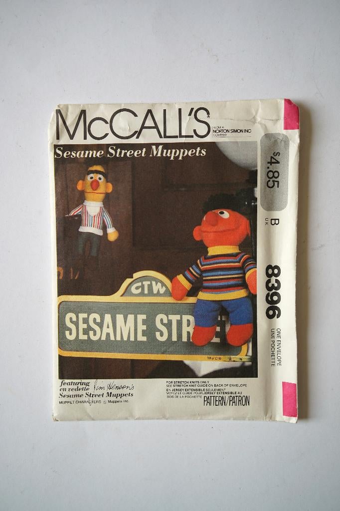 poppenpatroon McCall's Bert & Ernie Sesame Street muppets, Verzamelen, Poppen, Ophalen of Verzenden, Zo goed als nieuw, Overige typen