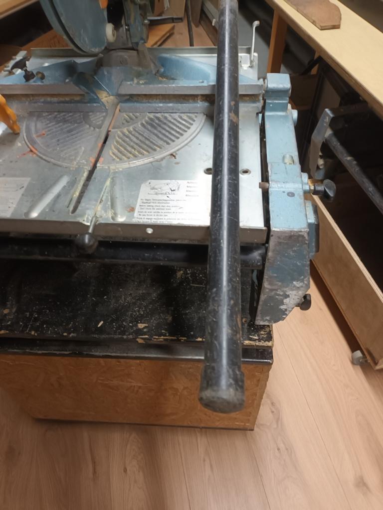 ELU Zaagmachine - Gebruikte Afkortzaag, Ophalen, Gebruikt, ELU, 600 tot 1200 watt
