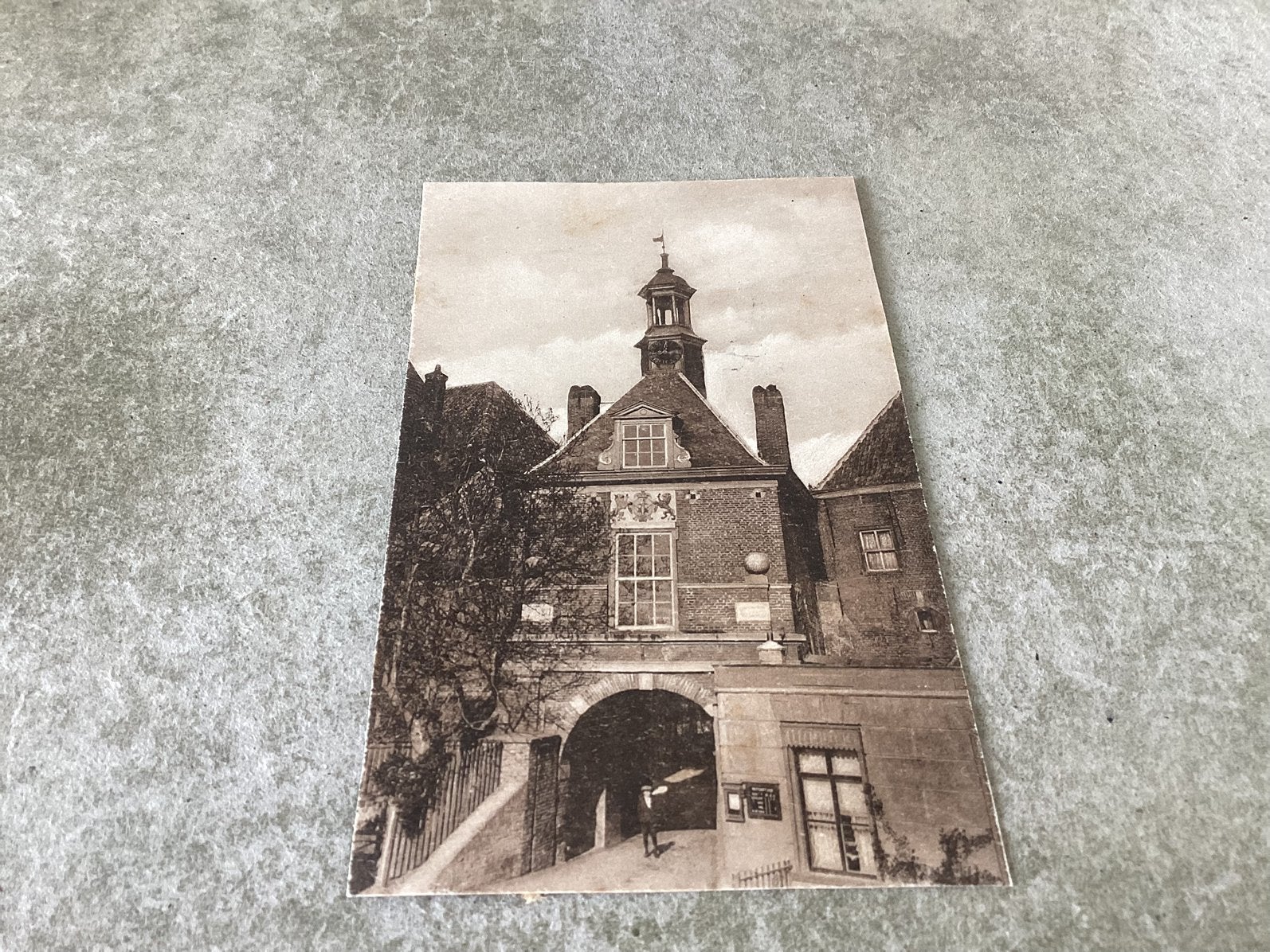 Tiel.       Oude Waterpoort   1928, Ophalen of Verzenden, 1920 tot 1940, Gelderland