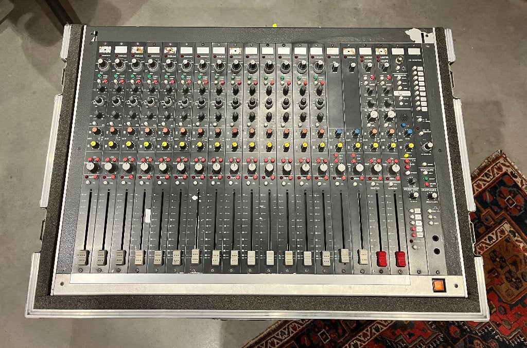 Studer 961 mengpaneel, Muziek en Instrumenten, Mengpanelen, Ophalen, Gebruikt, 10 tot 20 kanalen, Microfooningang
